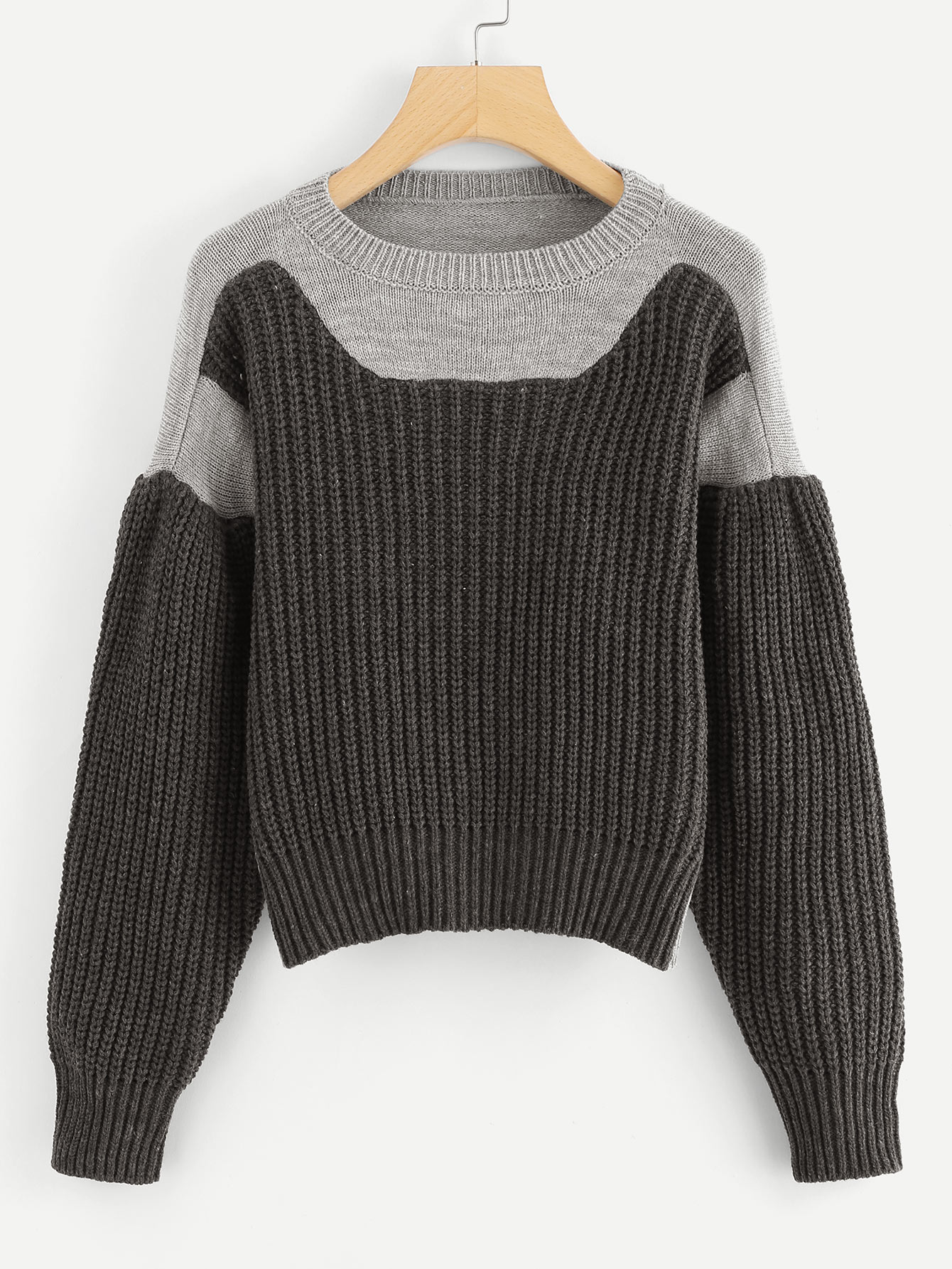 Свитер два тона