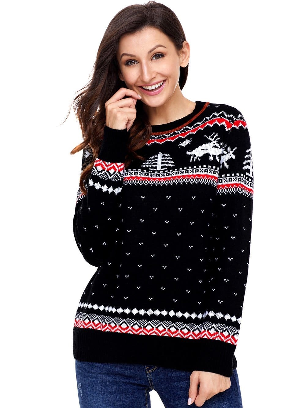 Свитер с оленями и геометрическими узорами