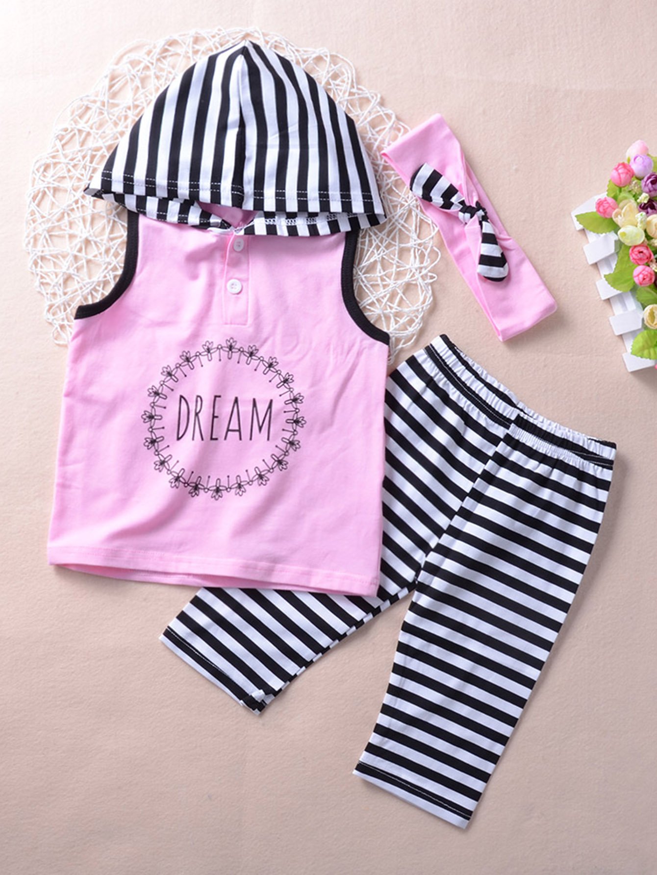 Girls Letter Print Striped Hooded Vest And Pants With Headband