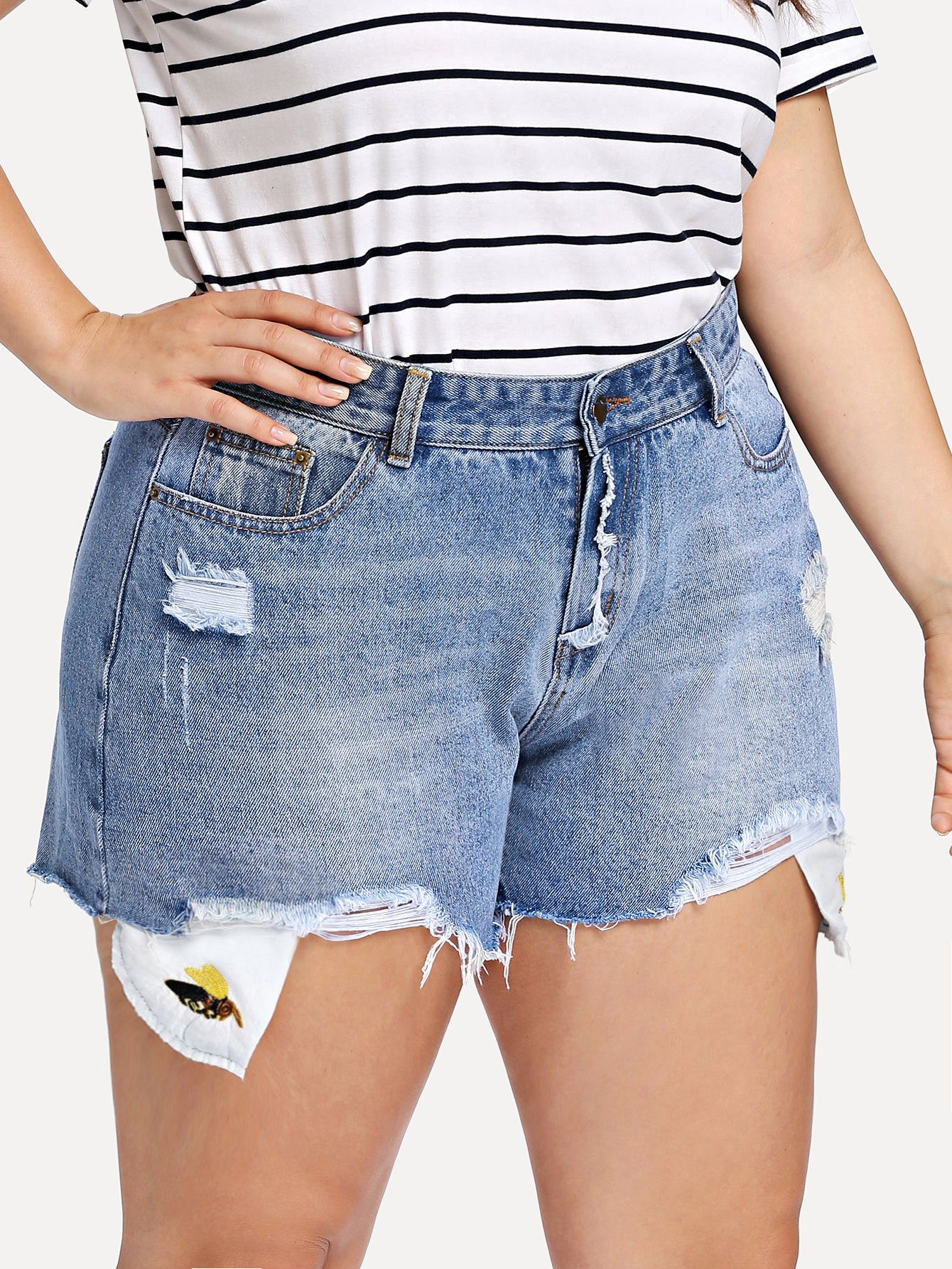 Plus Bee Embroidered Raw Hem Ripped Denim Shorts