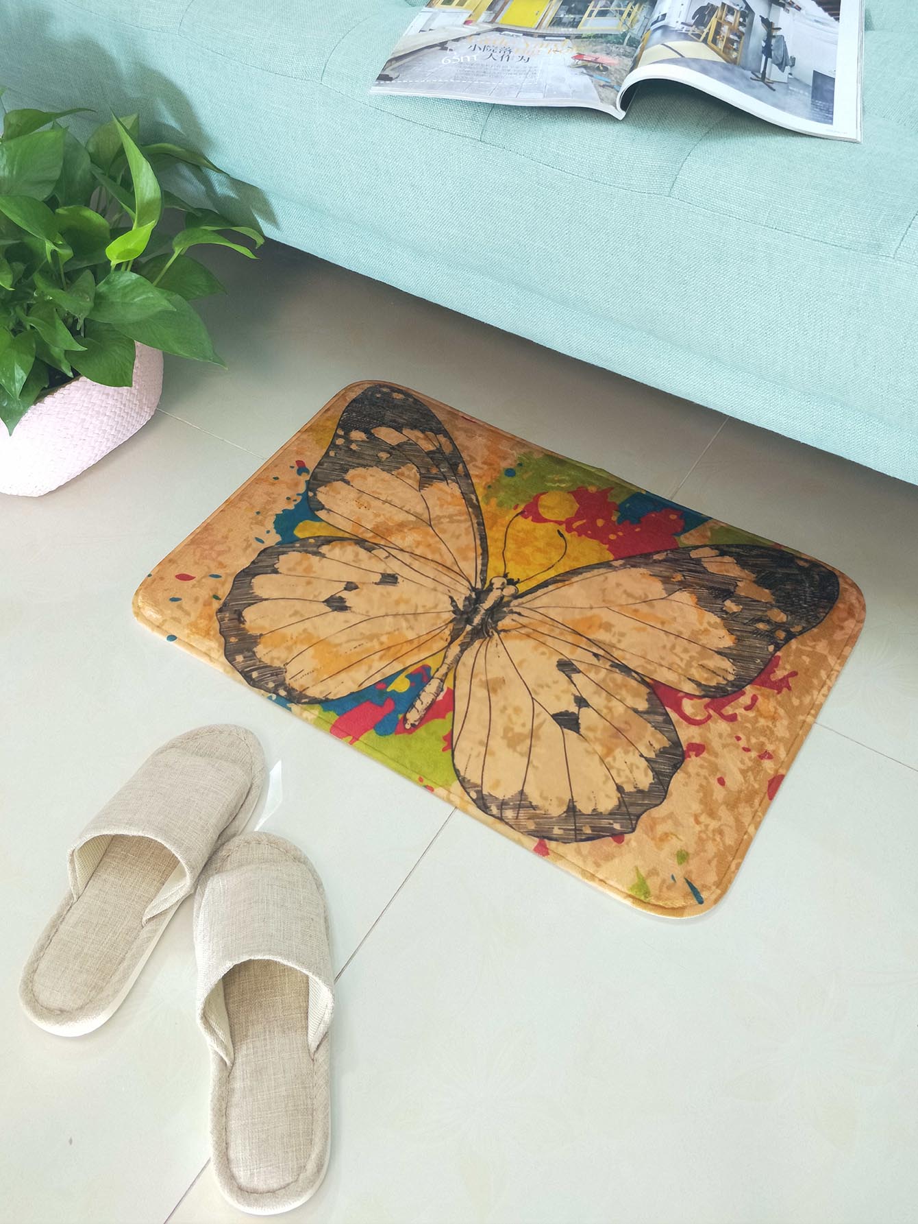 Сломанный дверной коврик