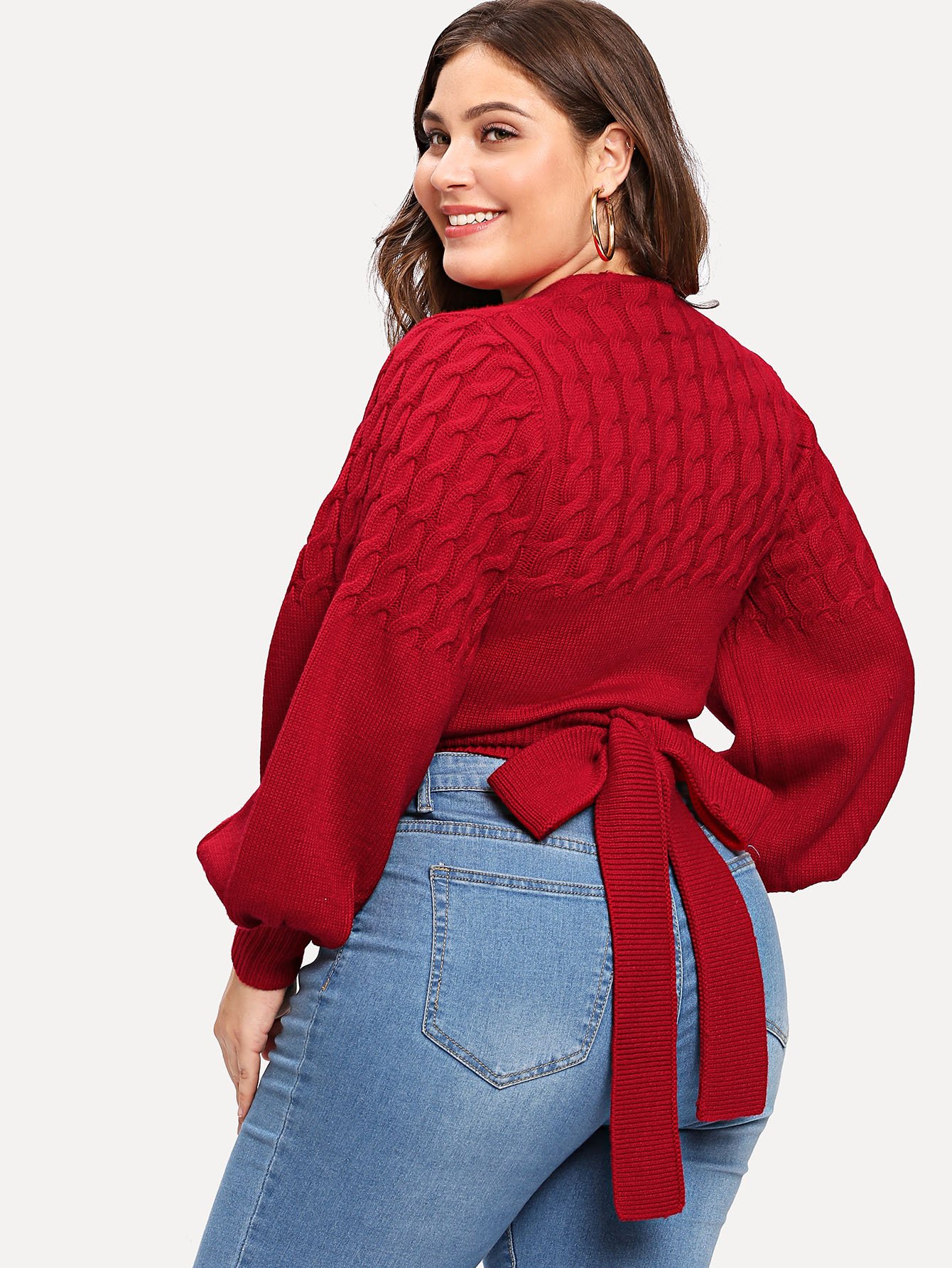 Свитер с рукавом