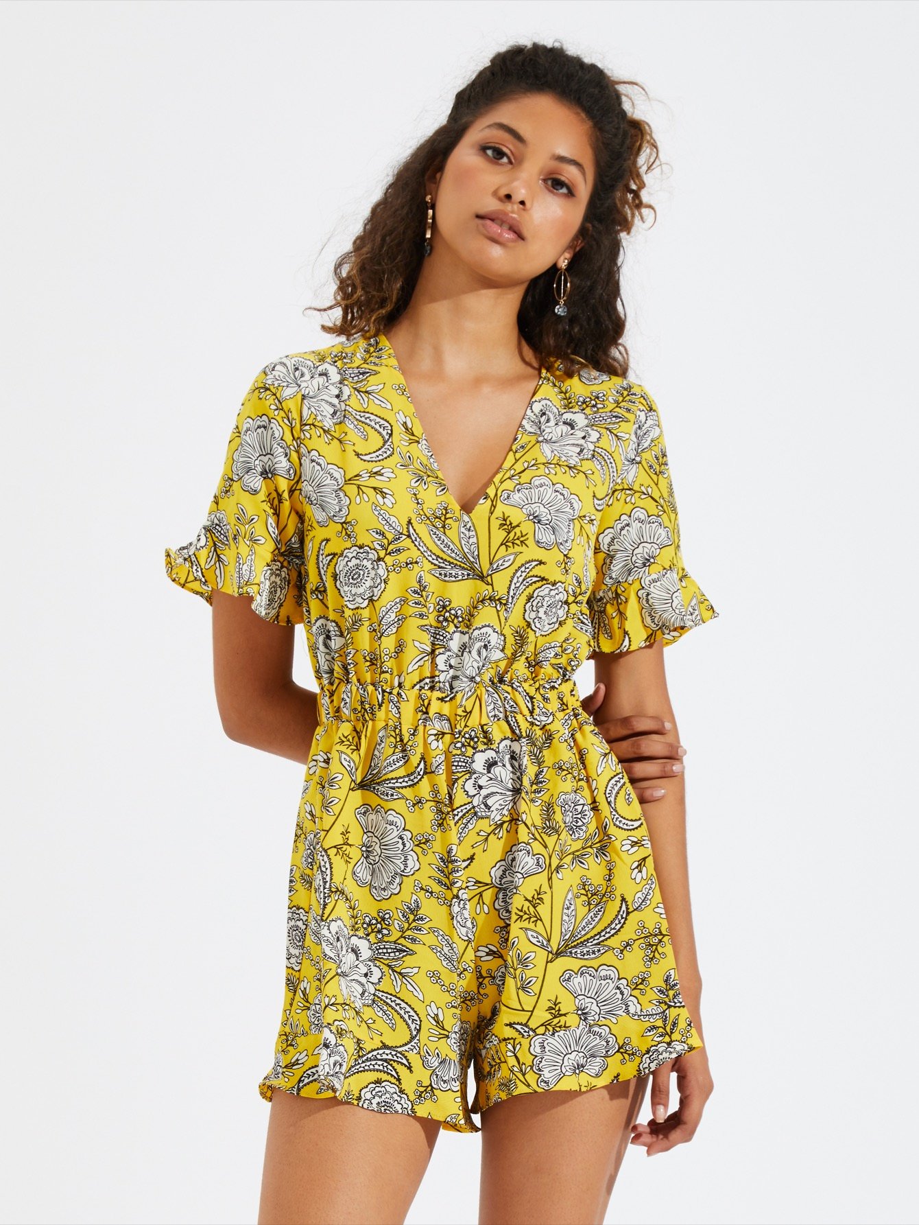 футболка SheIn