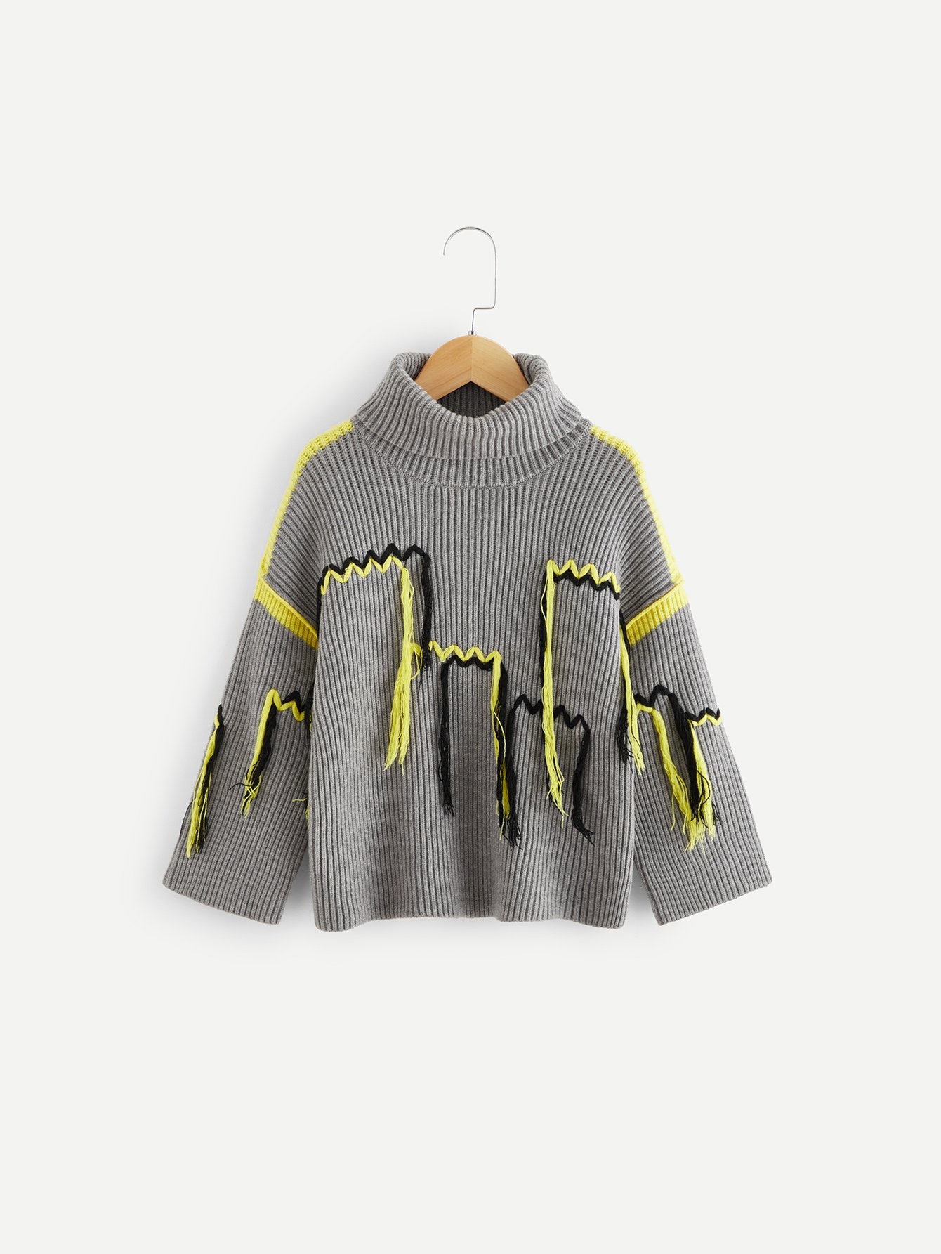 Детский свитер с капюшоном