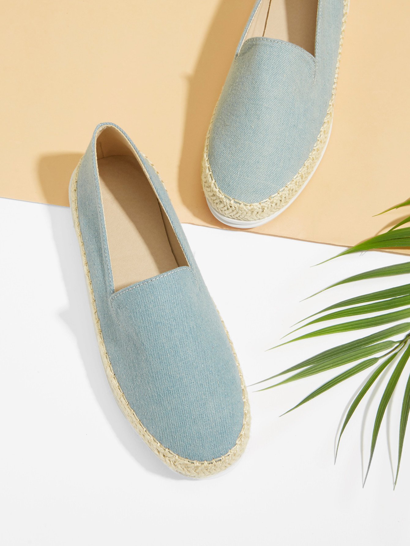 Espadrille Обувь на плоской подошве и с оплетенными оборками