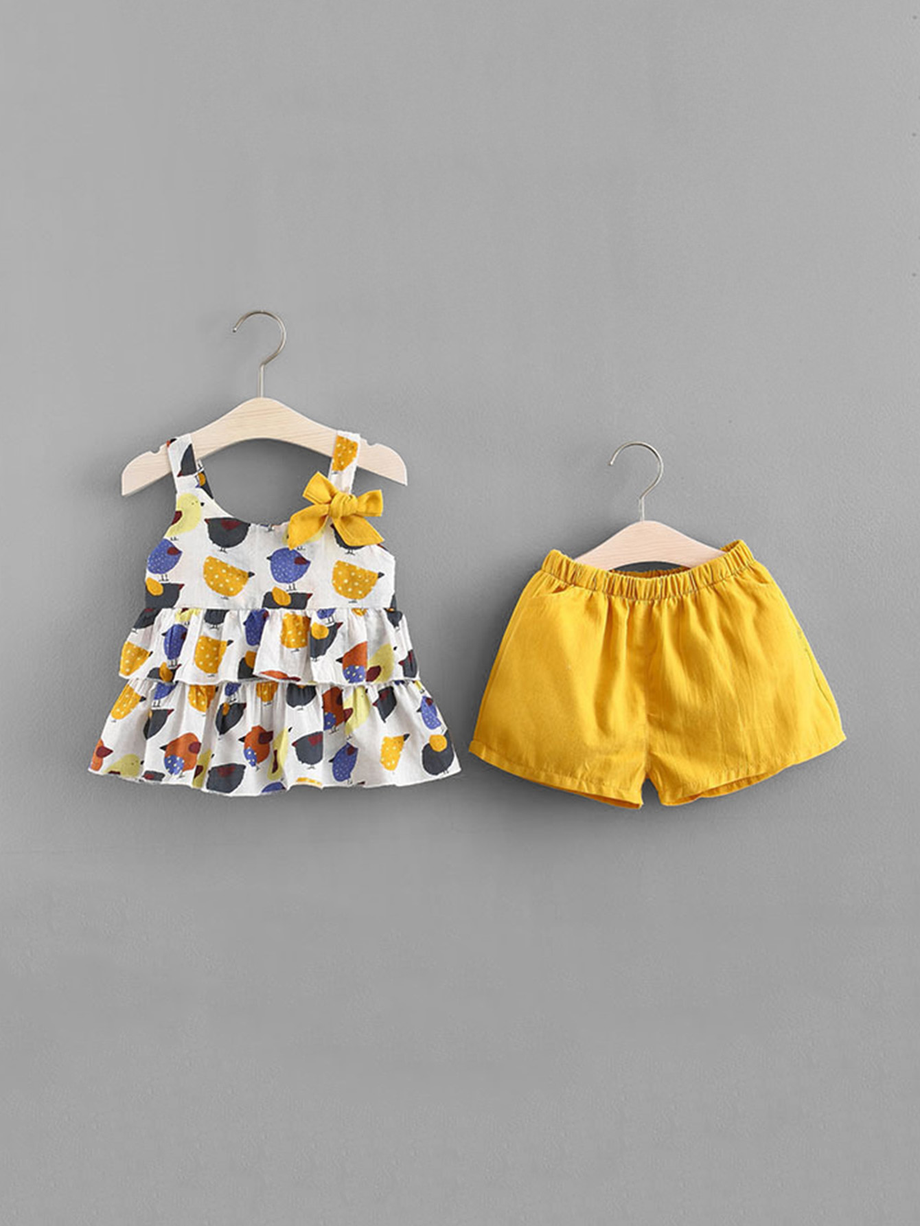 Girls Bow Detail Cartoon Print Top With Shorts