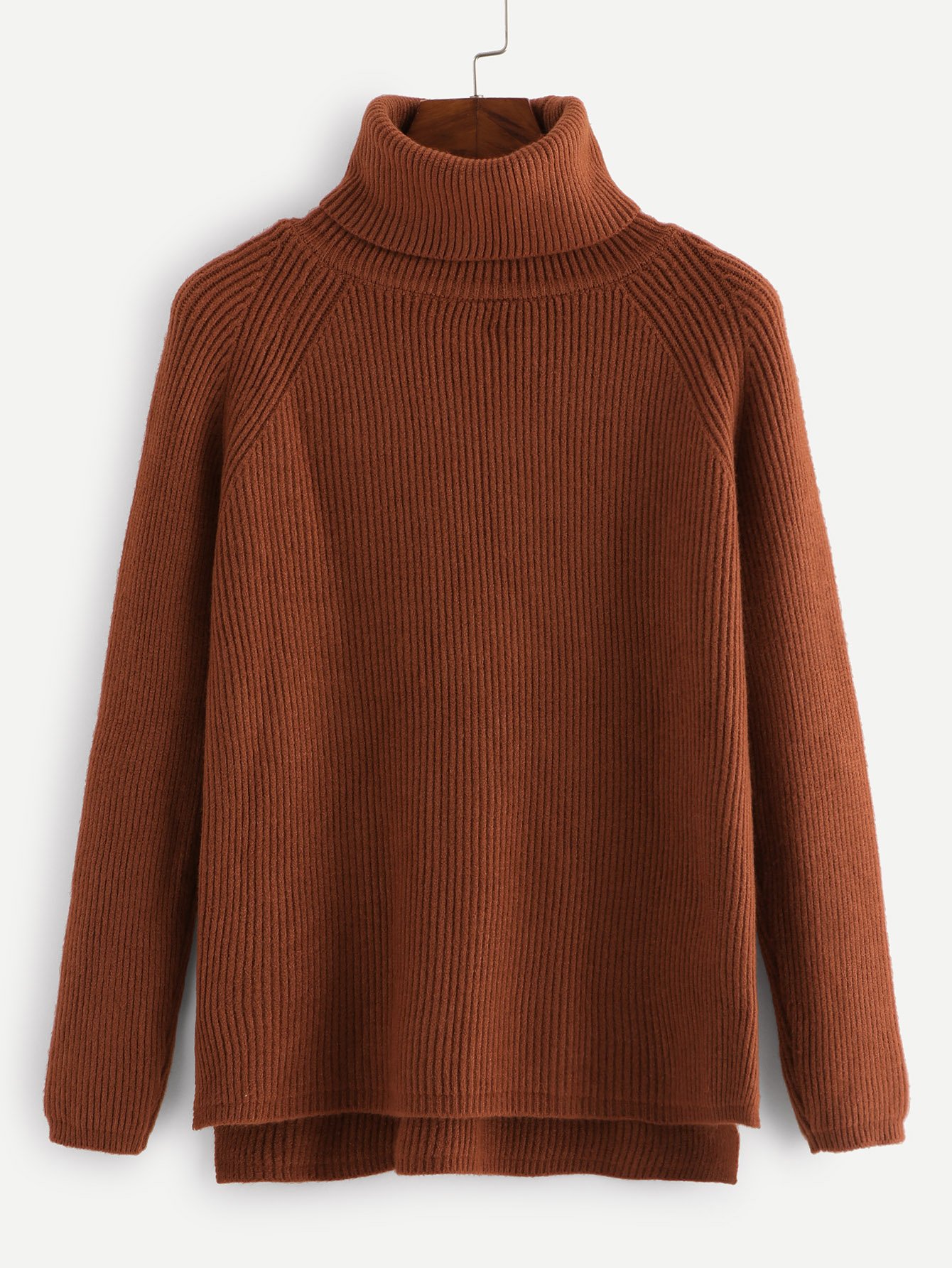 Трикотажный свитер с высоким воротником