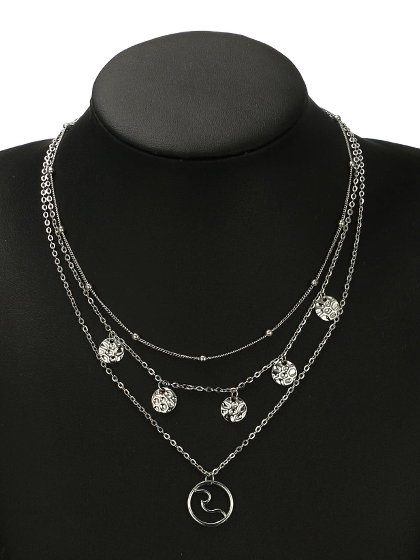 Textured Disc Detail Layered Pendant Necklace