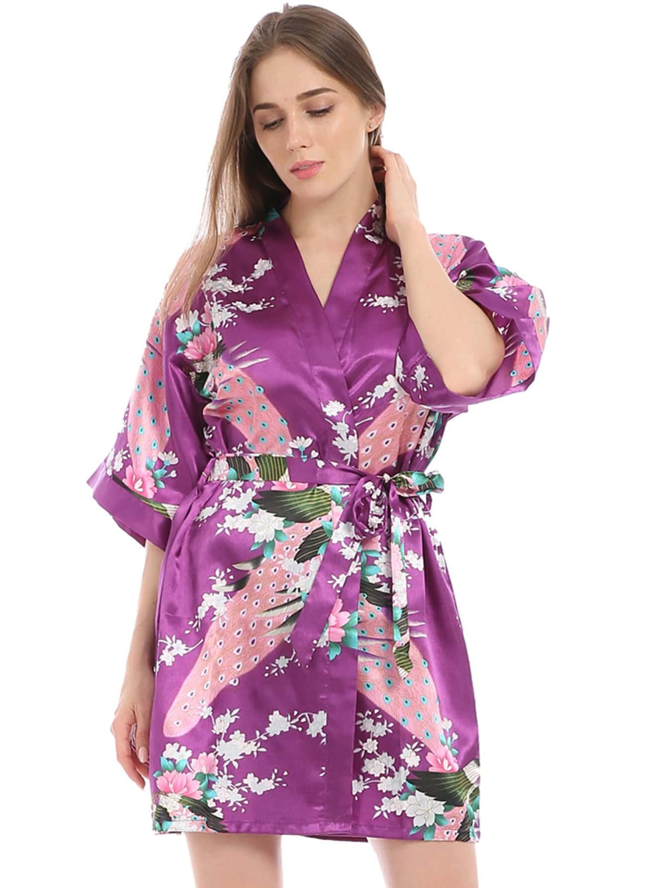 Домашний халат с рисунками павлина и цветов и с поясом