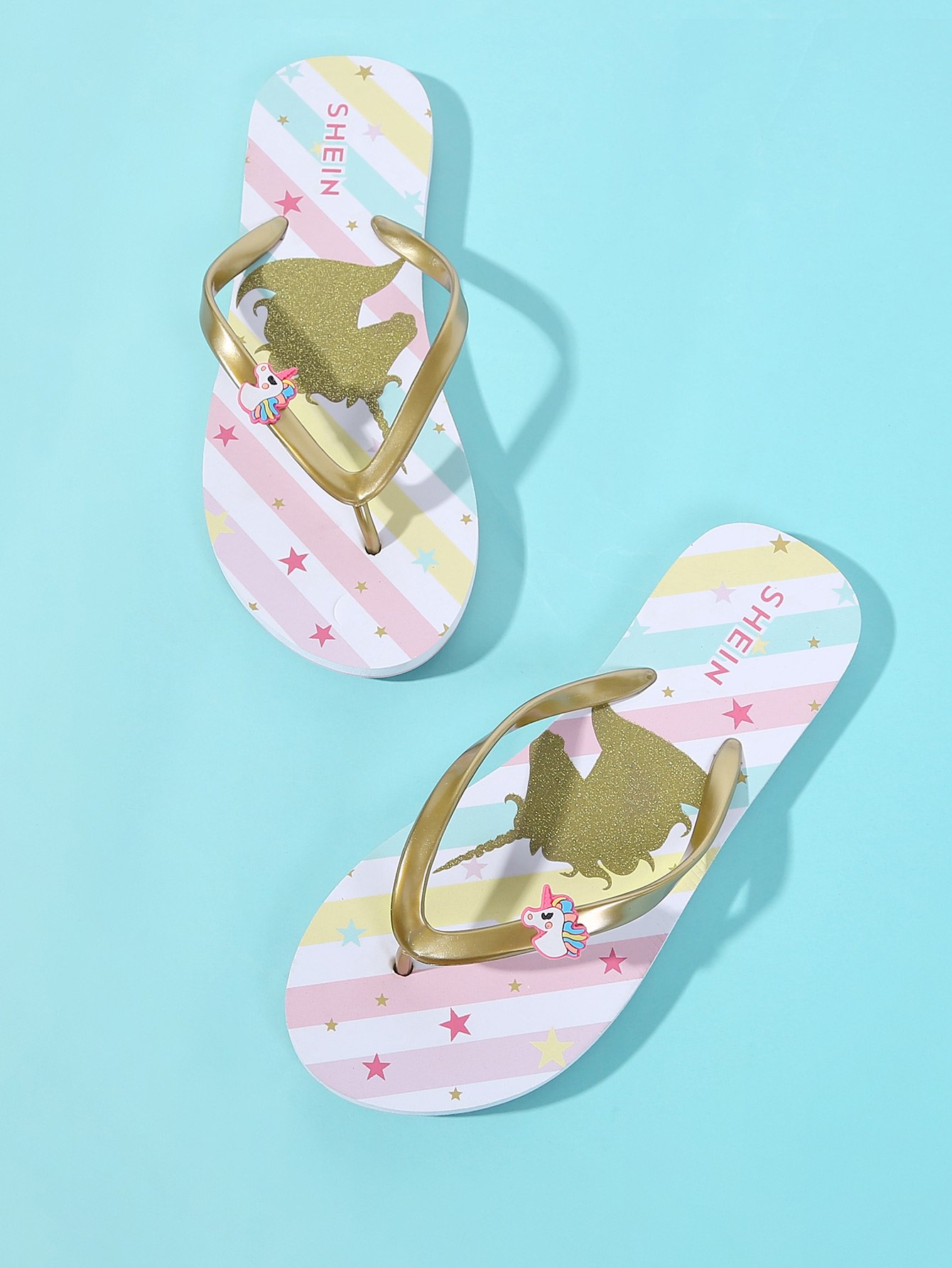 Полосатые вьетнамки с рисунками звезды