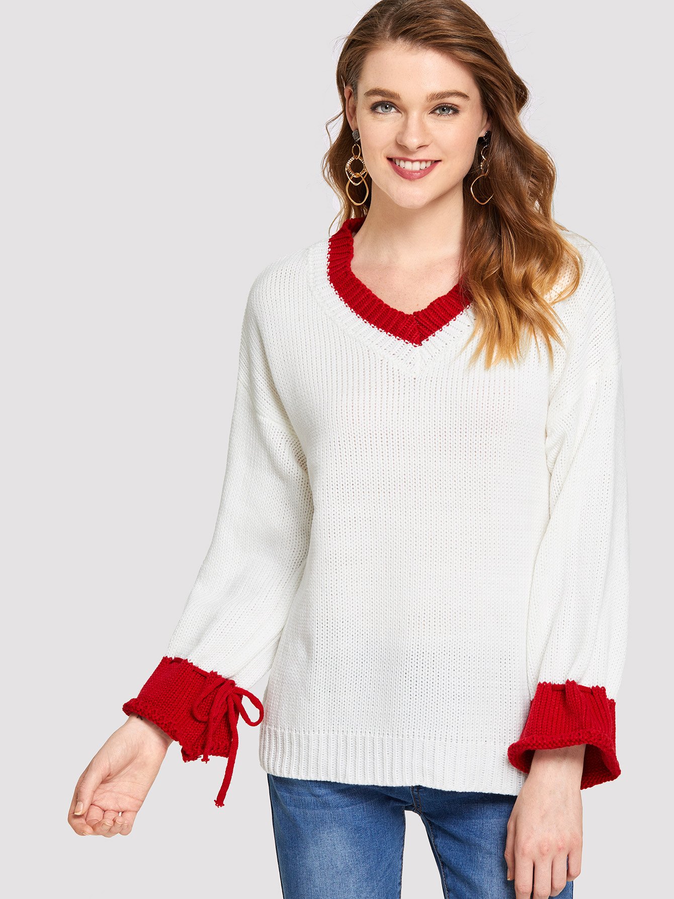 Knot Cuff V Neck Jumper