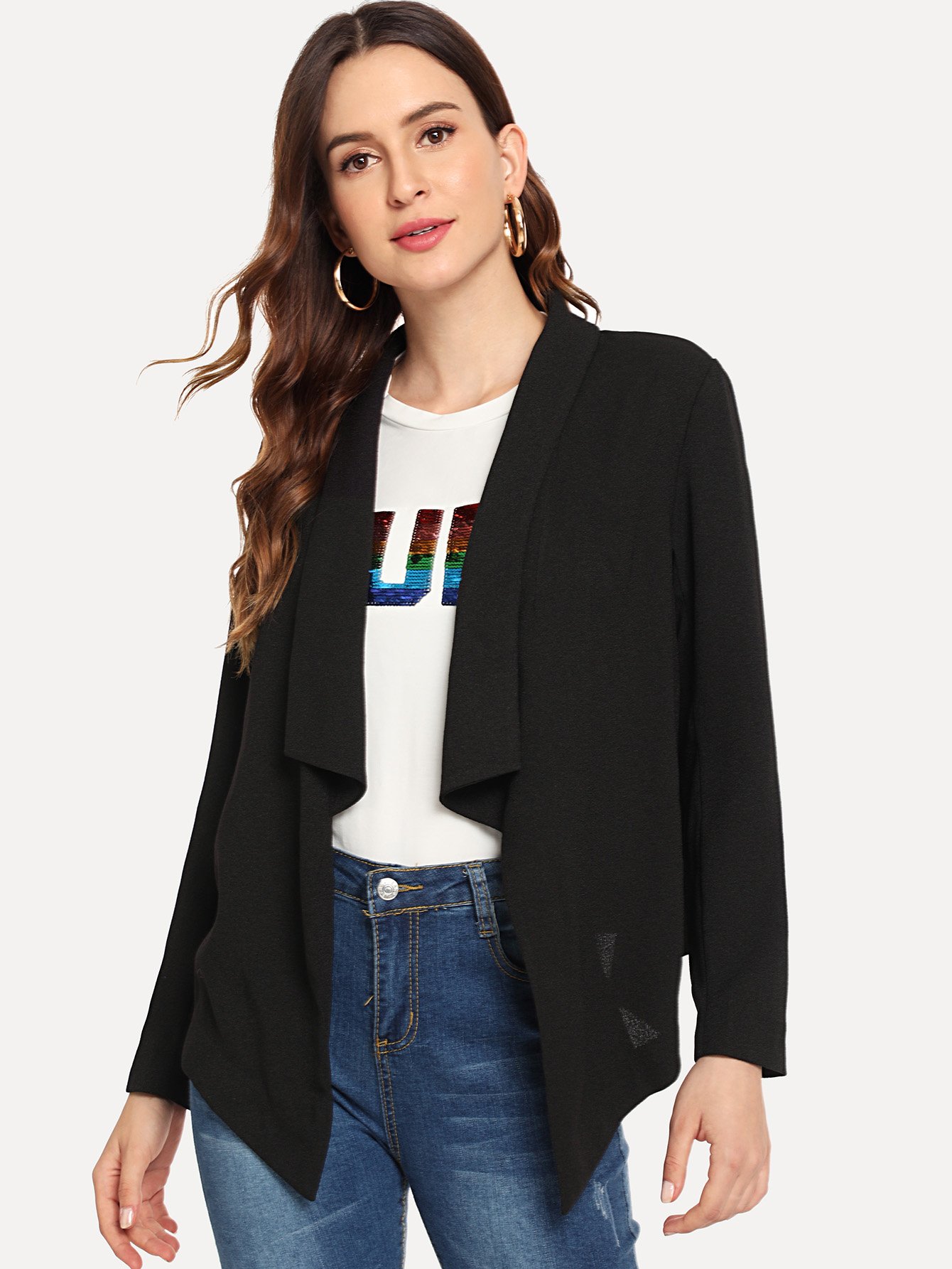 Простой жакет с воротником до плеч