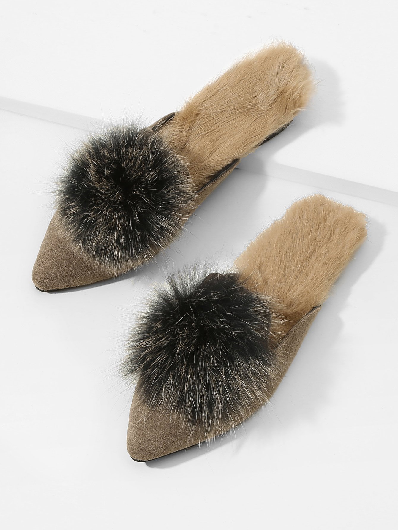 Обувь без каблука с помпоном