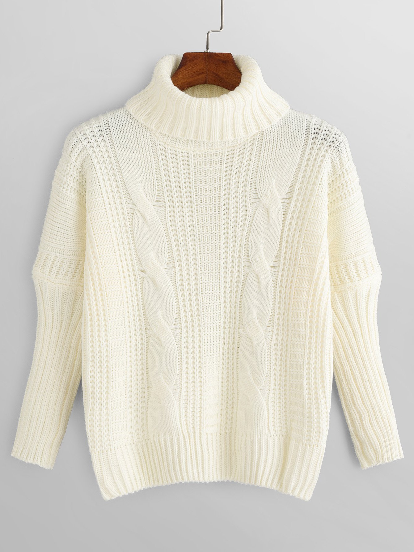 Одноцветный свитер с высоким воротником