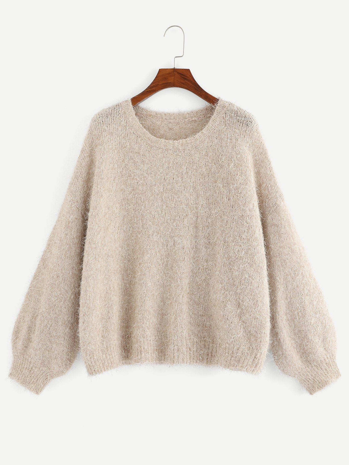 Твердый свитер с заниженной линией плеч