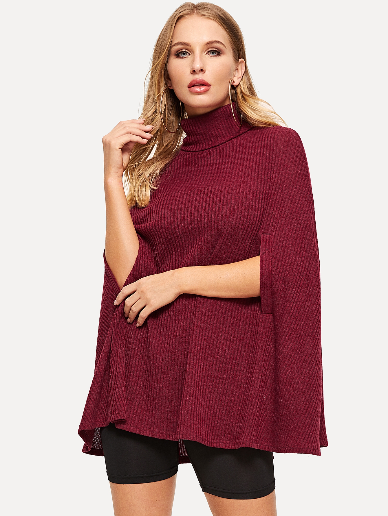 Свитшот пончо с высоким воротником