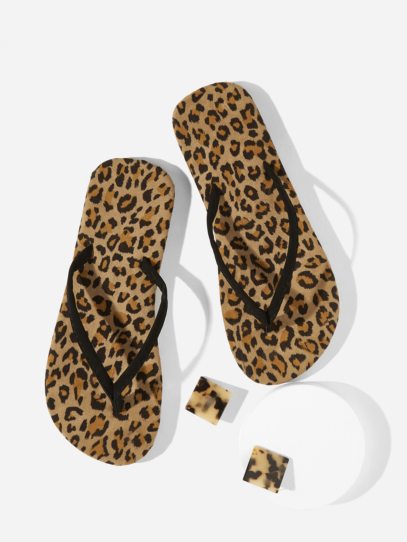 Вьетнамки с леопардовым принтом