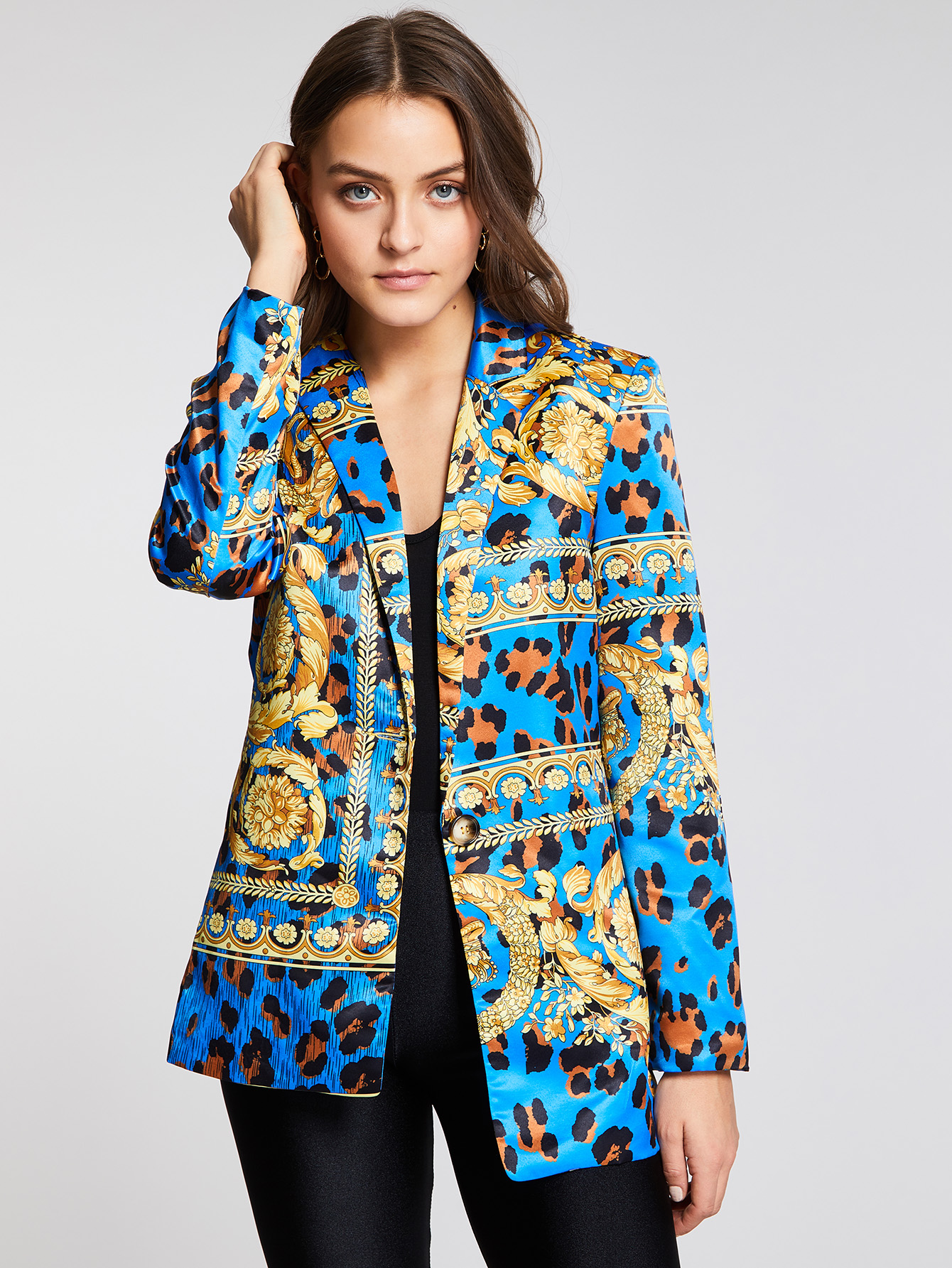 Жакет с графическим принтом и пуговицой