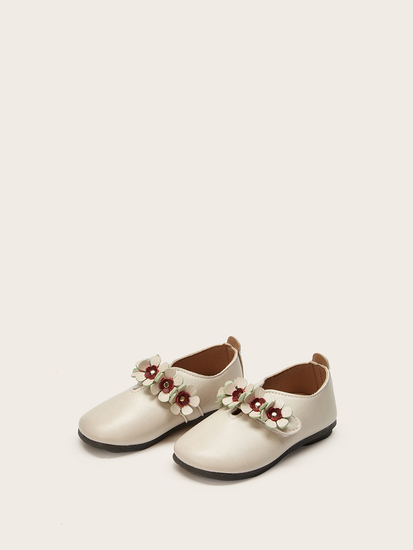 Детские тапочки с цветоком