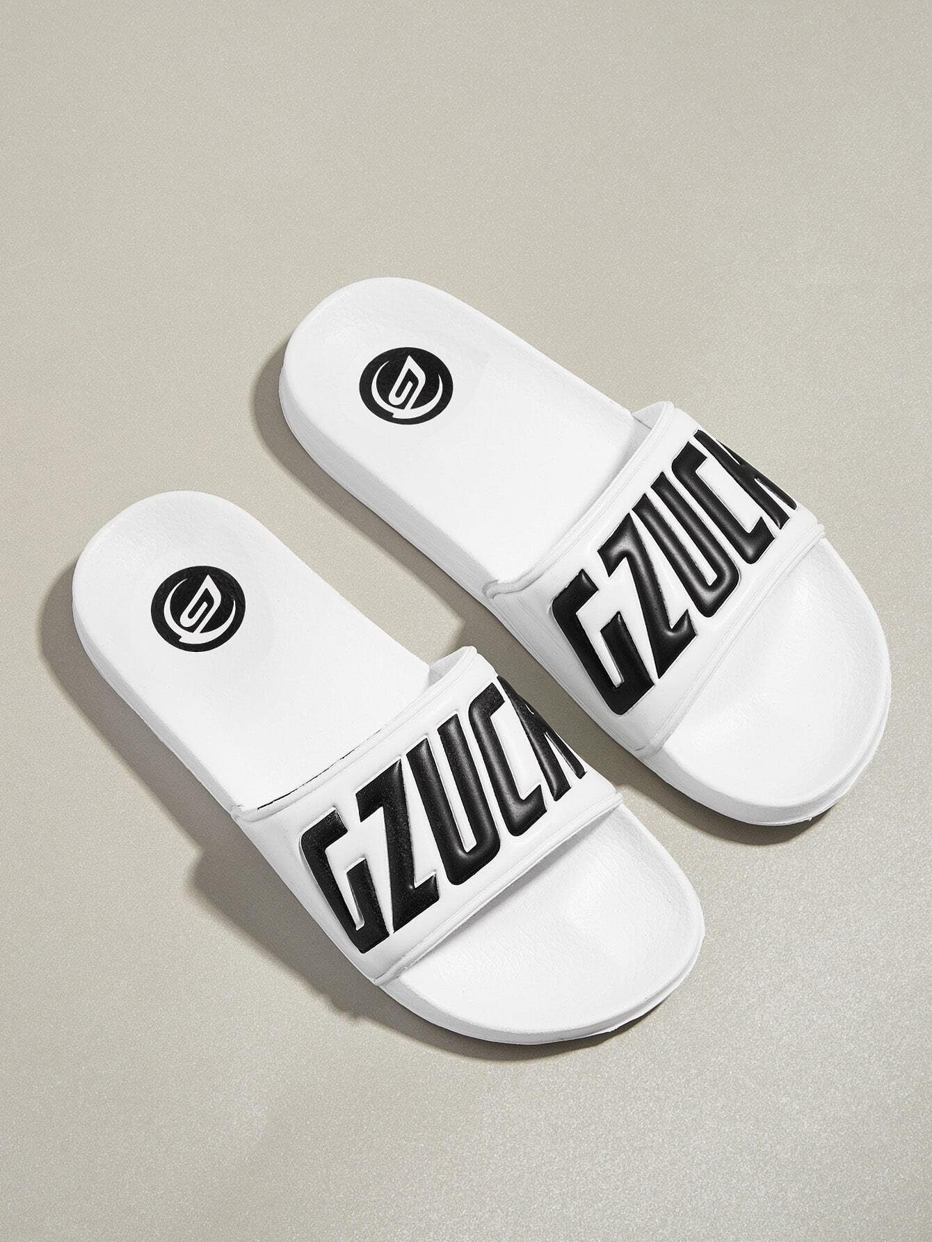 Мужские тапочки с текстовой вышивкой