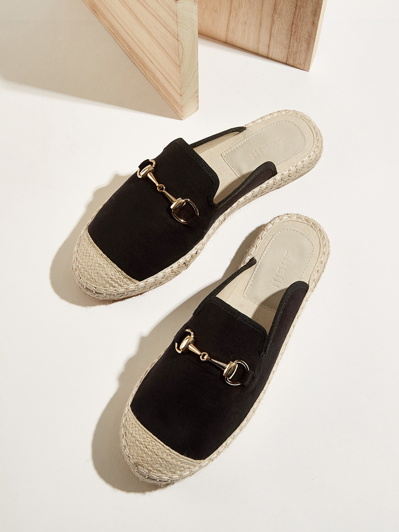 Тапочки с металлом