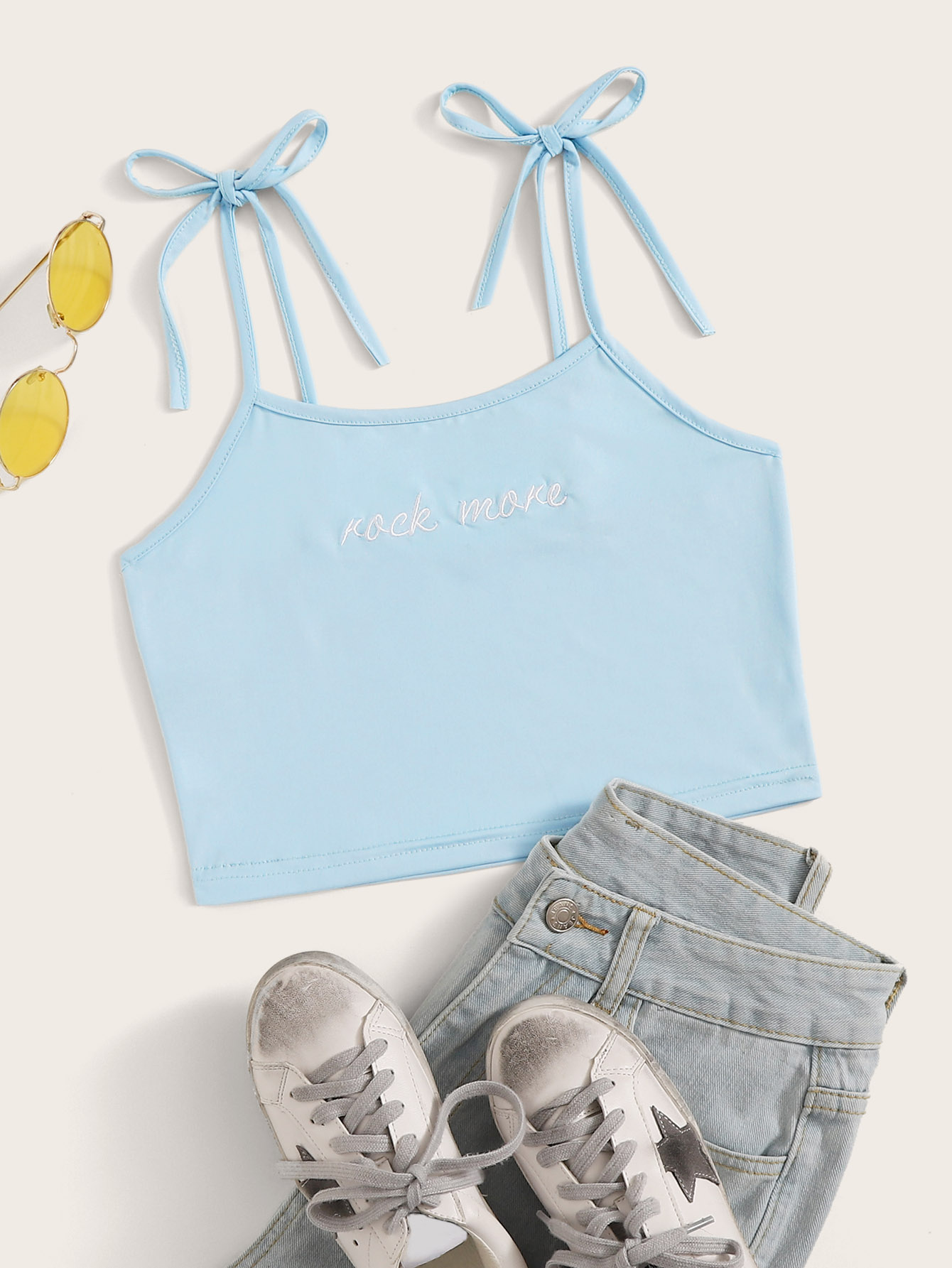 Короткая майка с текстовой вышивкой Топ SheIn