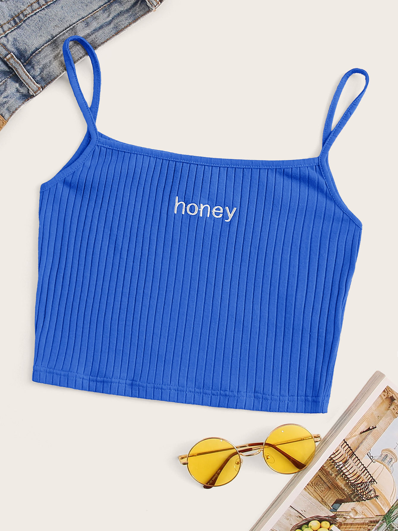 Трикотажная майка с текстовой вышивкой Топ SheIn