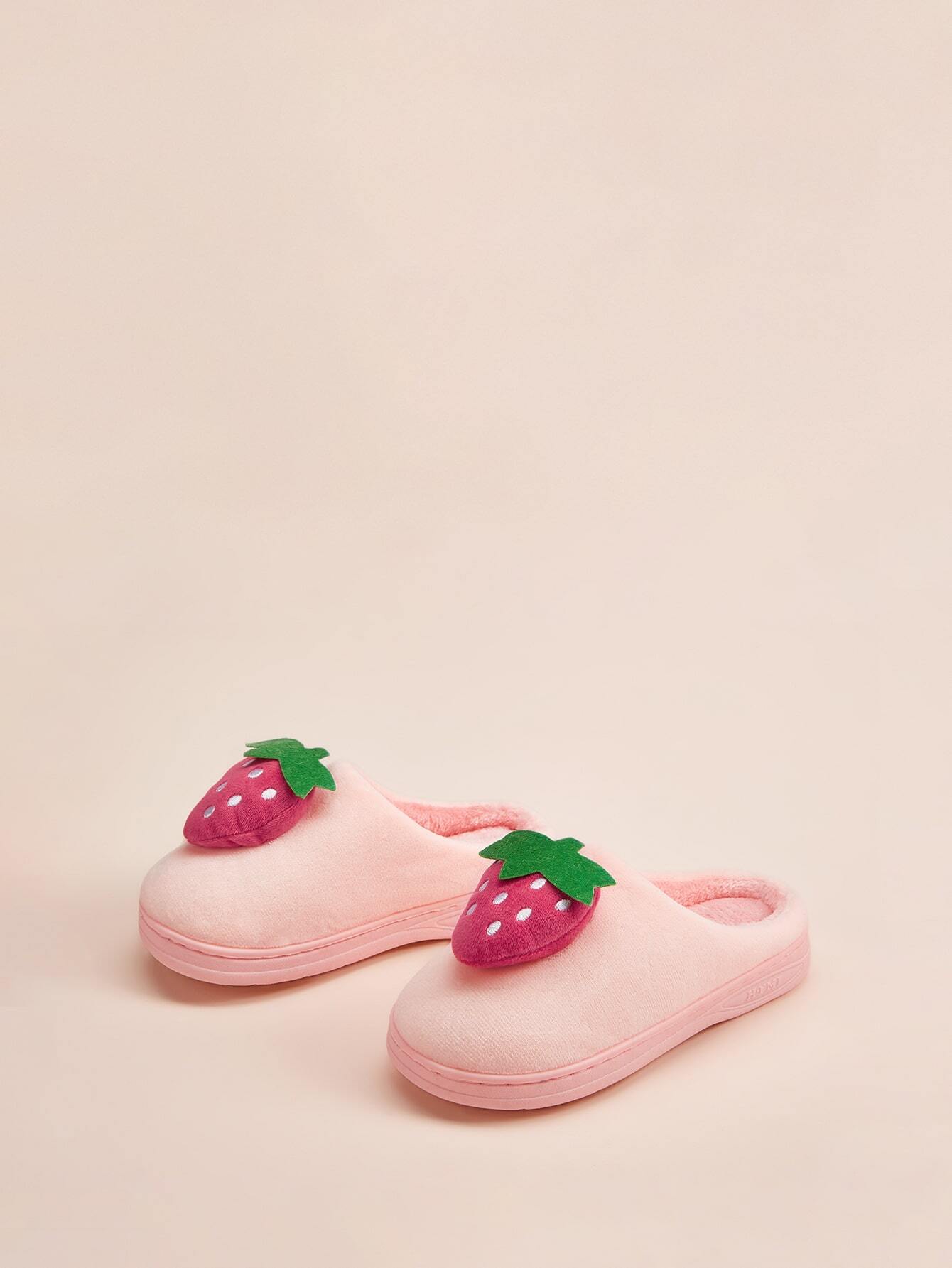 Шлепанцы в форме клубника для девочек