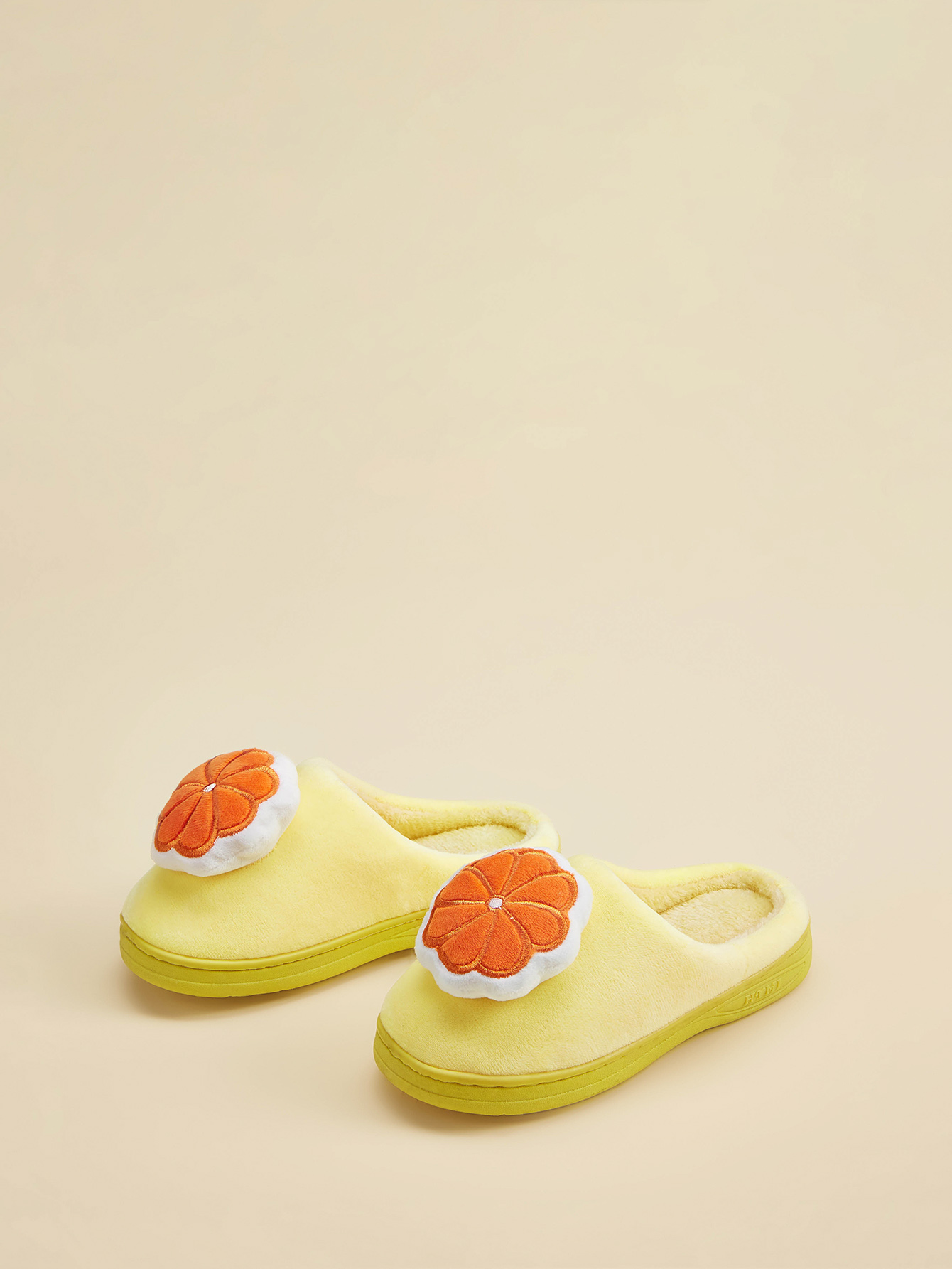 Шлепанцы с цветочным декором для девочек