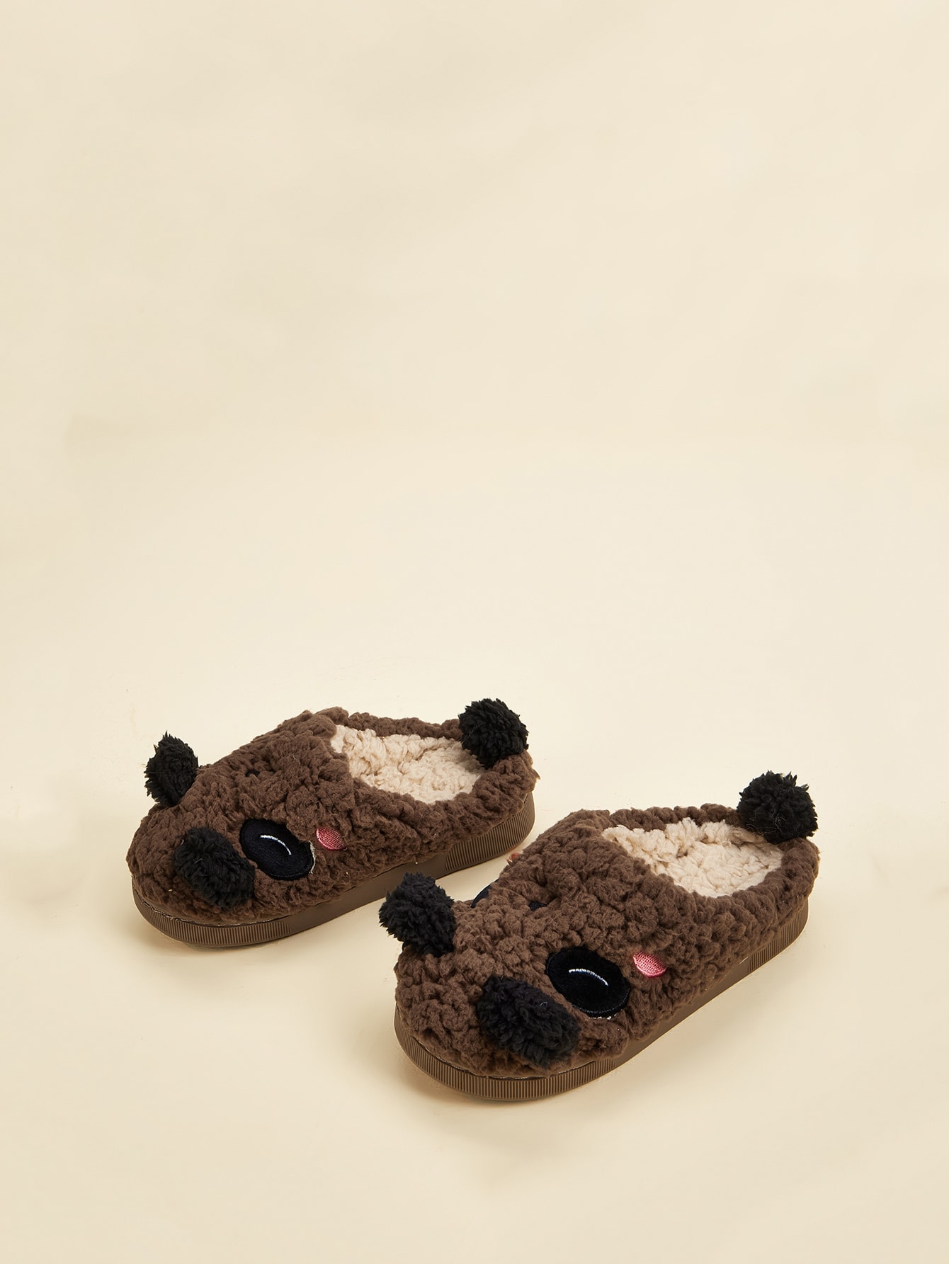 Пушистые шлепанцы для девочек