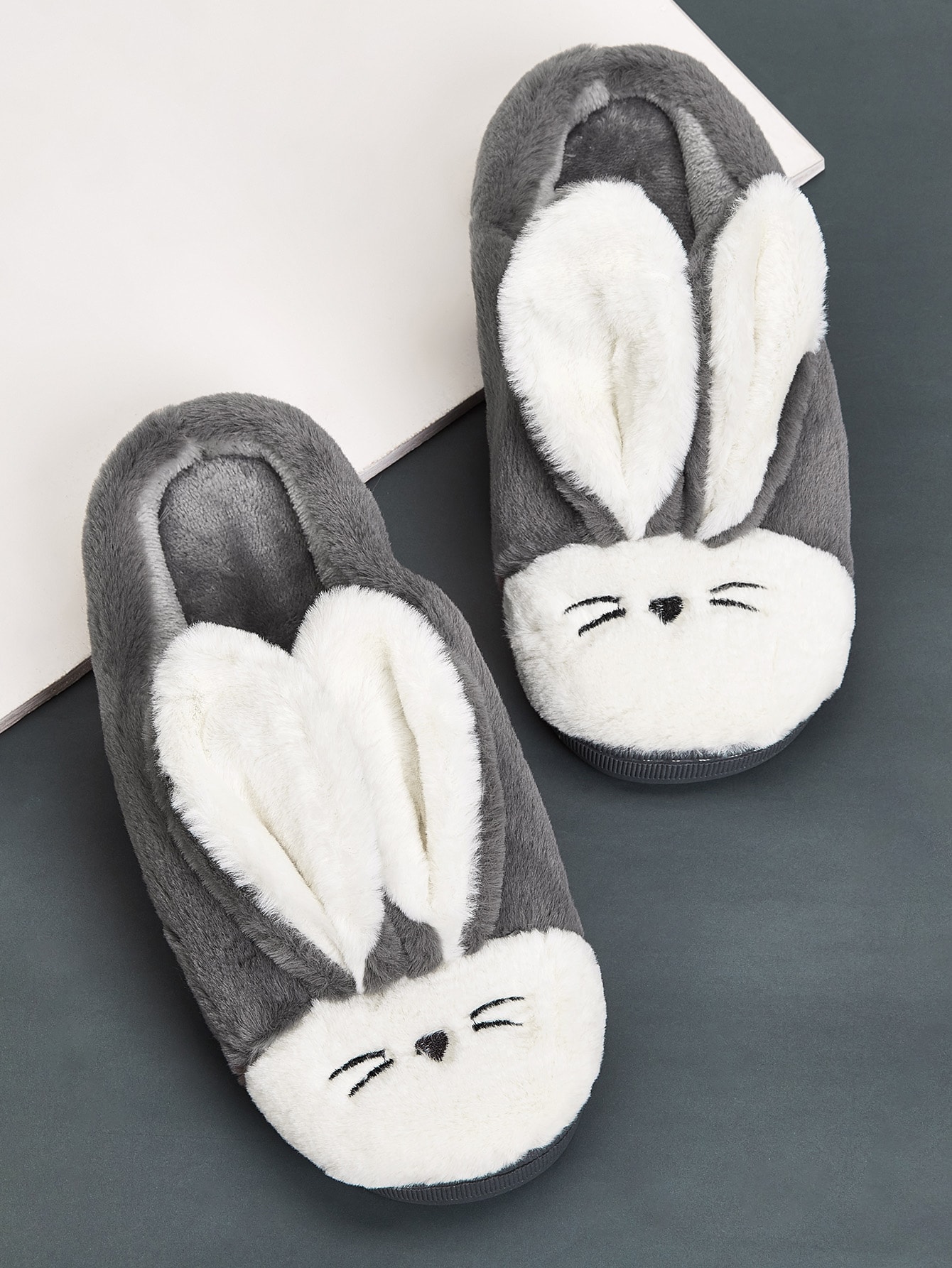 Мужские пушистые шлепанцы