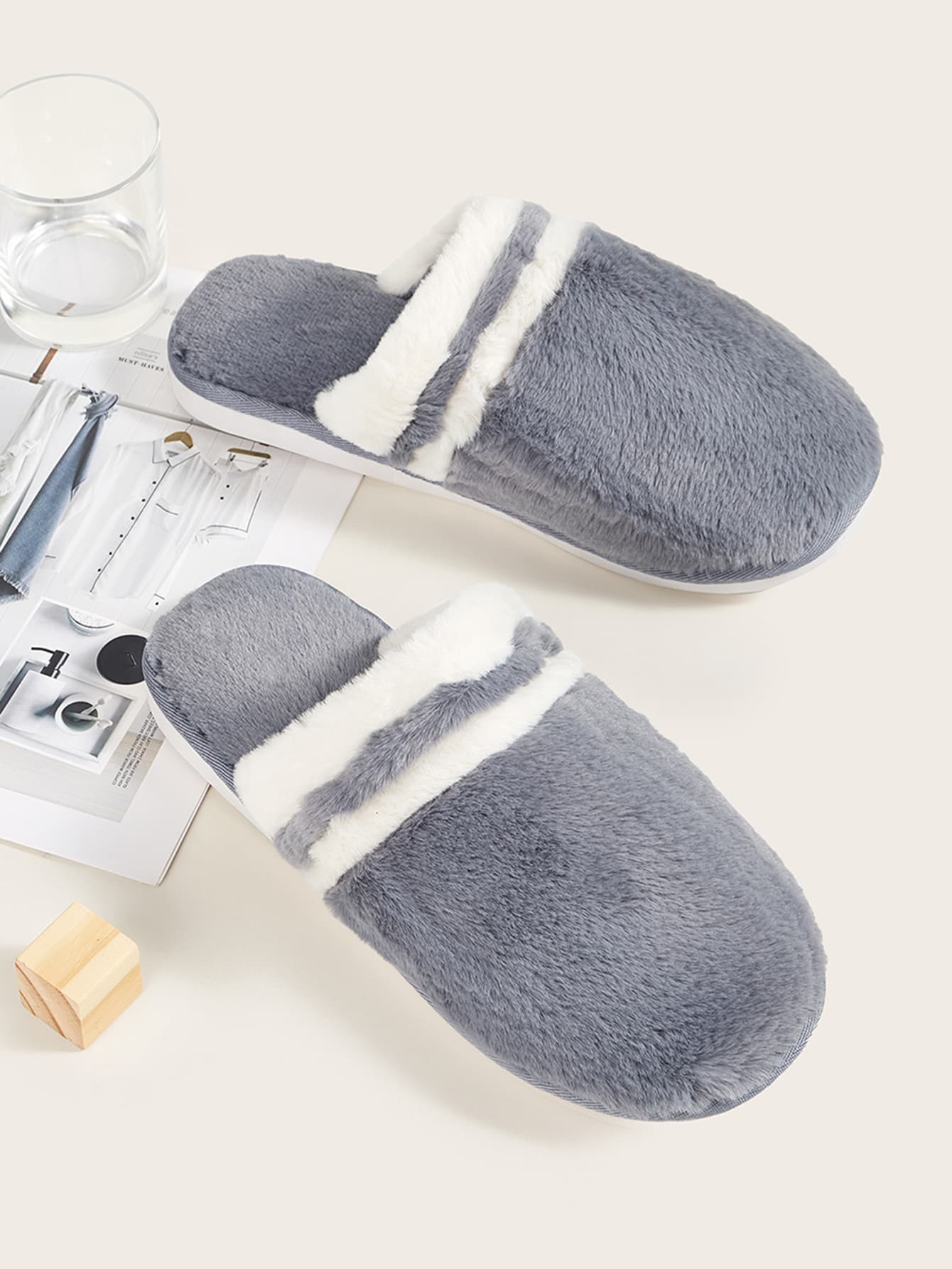 Мужские полосатые плюшевые шлепанцы