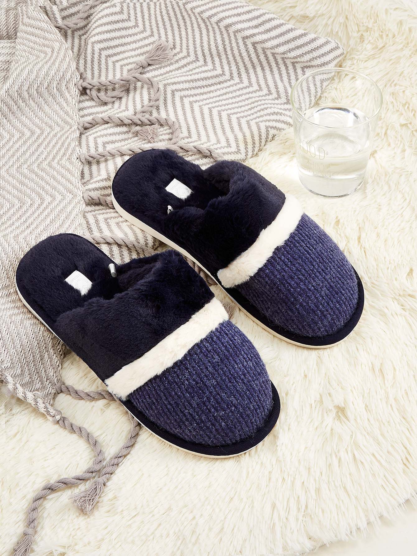 Мужские стеганые шлепанцы