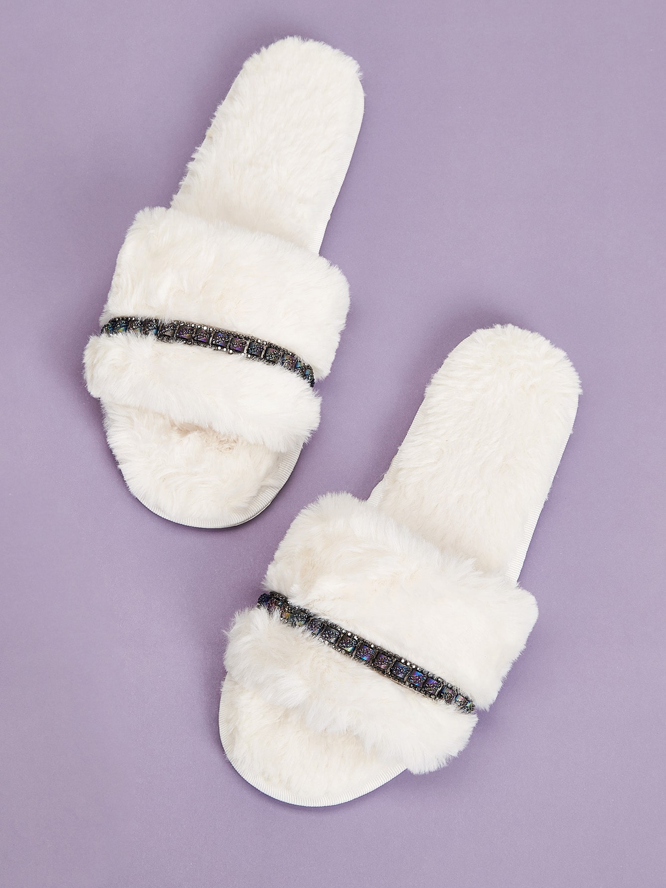 Плюшевые шлепанцы с открытым носком