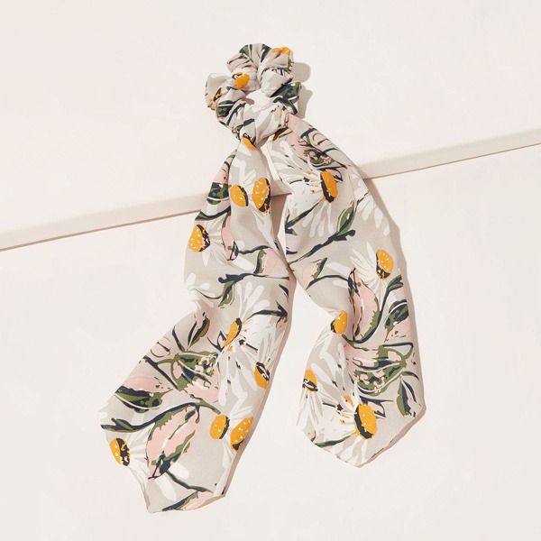 Daisy Pattern Scrunchie Scarf, Multicolor 
Daisy Pattern Scrunchie Scarf, Multicolor