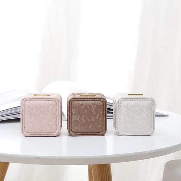 Коробка для хранения кольца с декором коронки 1шт, Многоцветный
Коробка для хранения кольца с декором коронки 1шт, Многоцветный