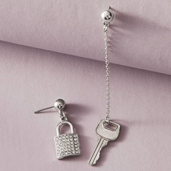 1pair Asymmetry Lock & Key Decor Drop Earrings, Silver