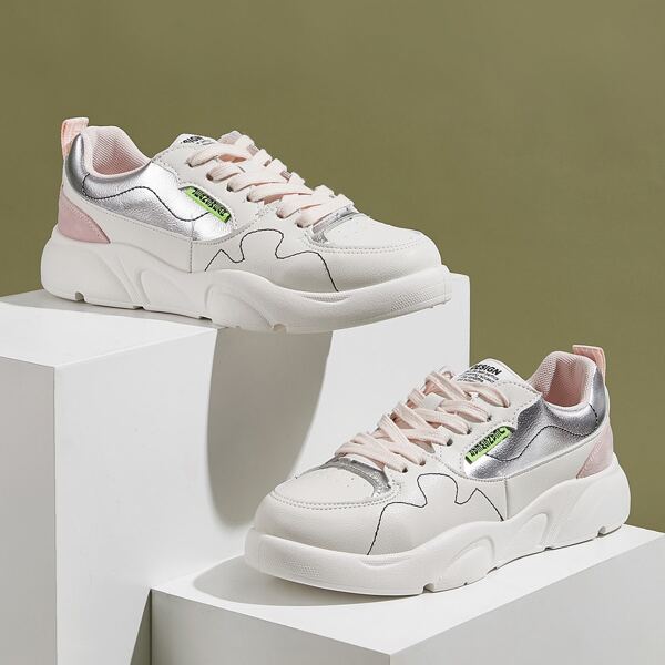 Кроссовки на шнурках, Белые
Кроссовки на шнурках, Белые