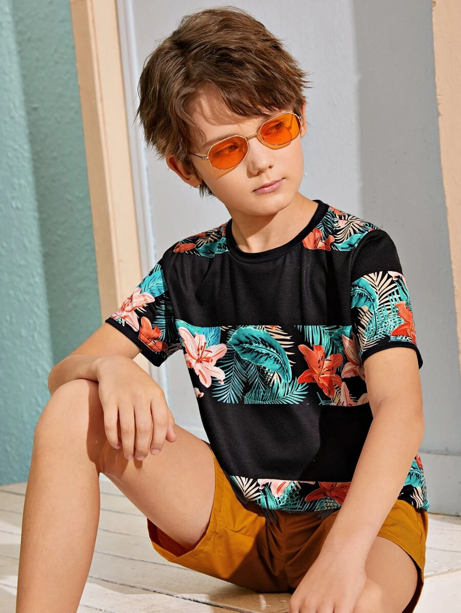 SHEIN Camiseta de niños con estampado tropical