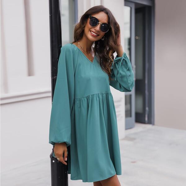 Solid Knot Cuff V-neck Smock Dress, Cadet blue