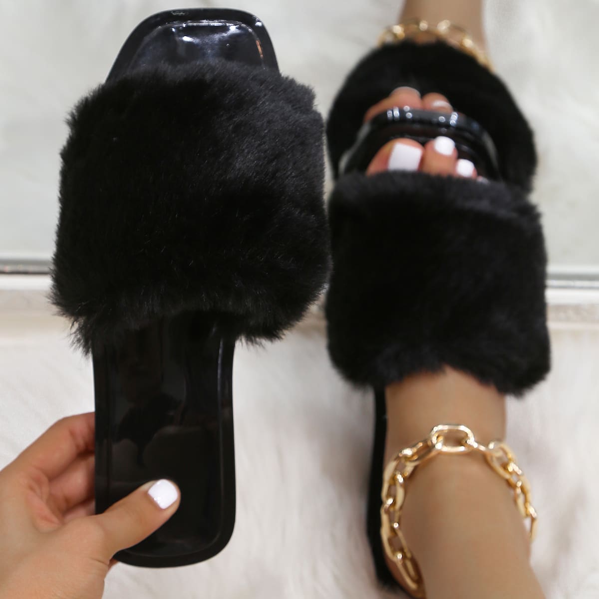 Одноцветный Тапочки & Вьетнамки