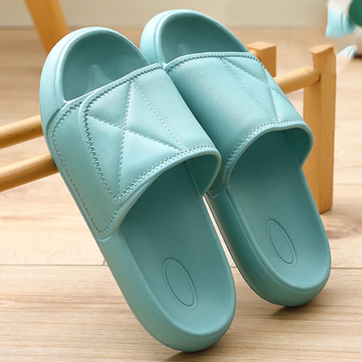 Одноцветный Тапочки & Вьетнамки