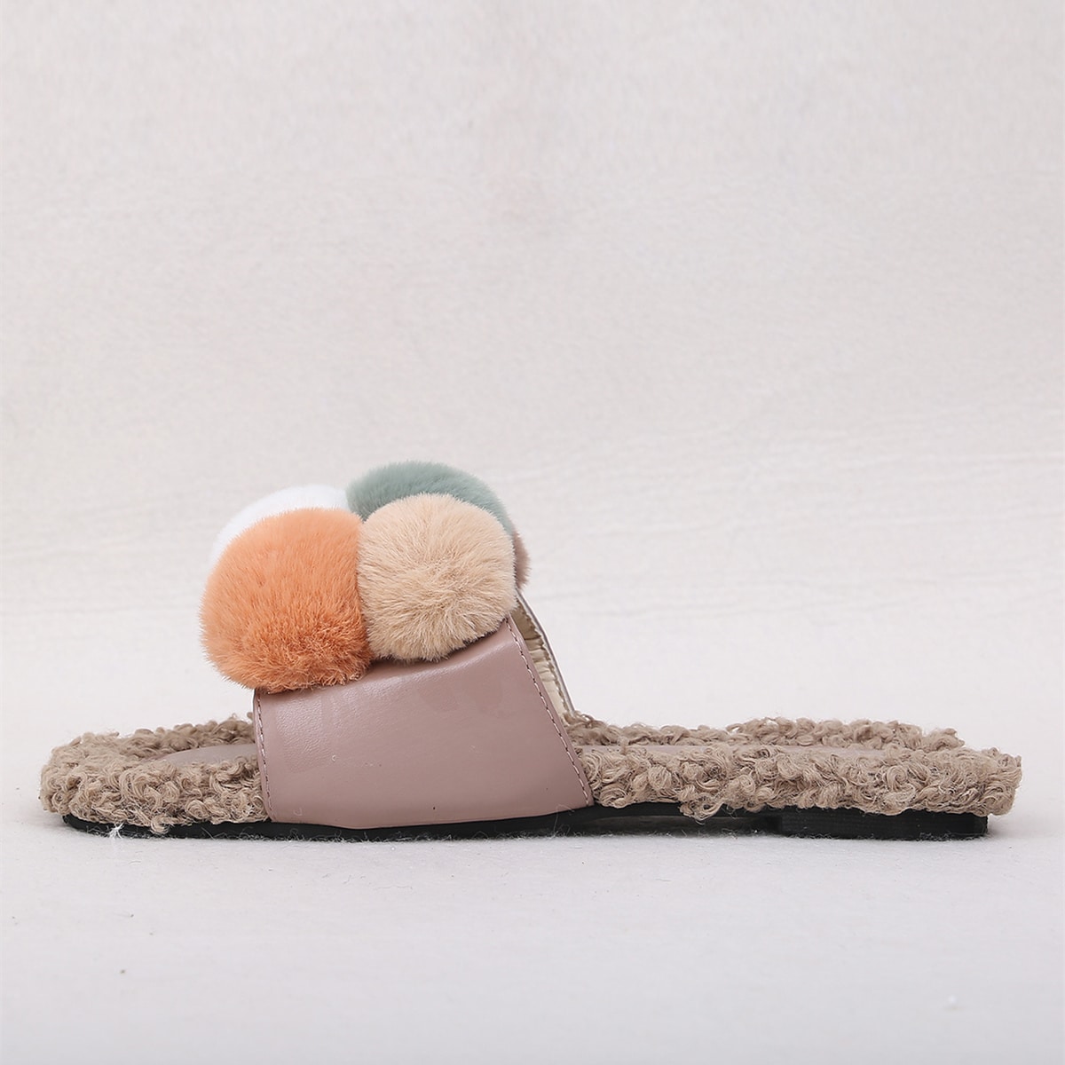 Помпон Контрастный цвет Тапочки & Вьетнамки