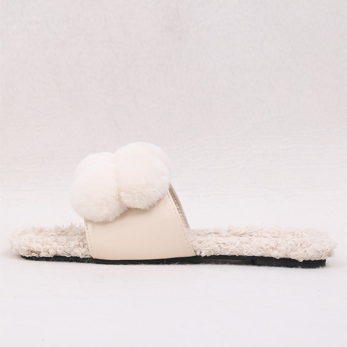 Помпон Одноцветный Тапочки & Вьетнамки