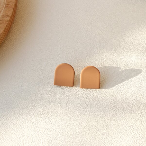 Geometric Stud Earrings, Apricot