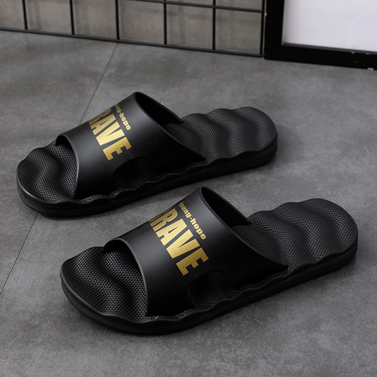 буква Мужские Вьетнамки и тапочки