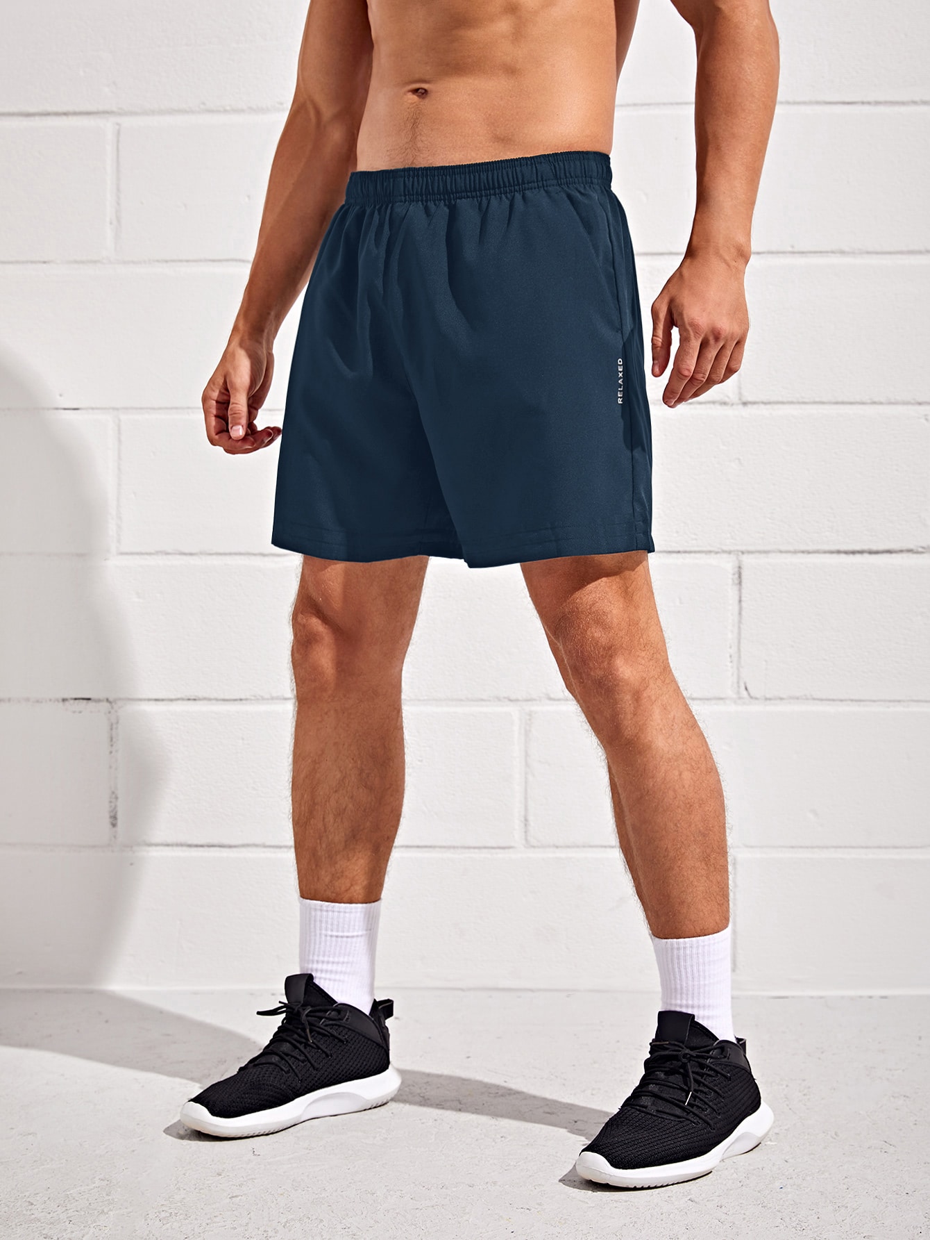 Men Letter Graphic Sports Shorts