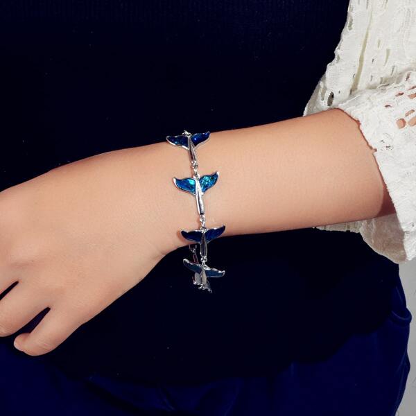 Fish Tail Decor Bracelet, Silver