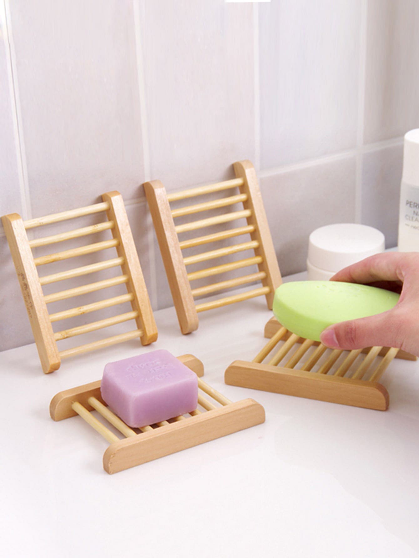 1pc Washboard Design Wooden Soap Holder
