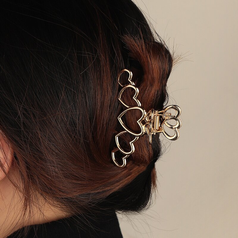 1pc Heart Design Hair Claw, Gold 
1pc Heart Design Hair Claw, Gold